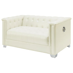 Chaviano Ivory Loveseat