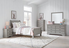 Kordasky Bedroom Sets
