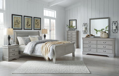 Kordasky Bedroom Sets