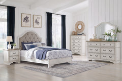 Brollyn Bedroom Sets