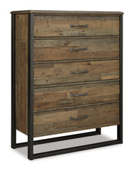 Sommerford Queen Panel Bed with Mirrored Dresser, Chest and Nightstand