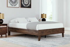Calverson Queen Platform Bed