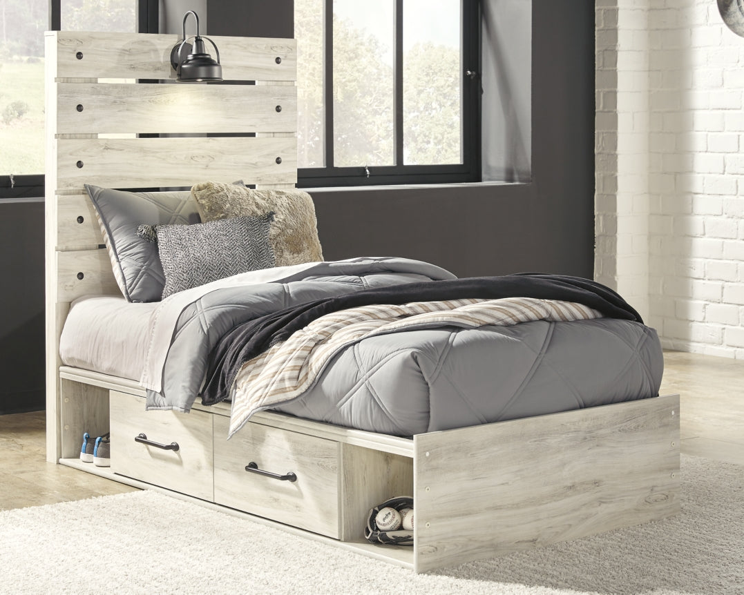 Cambeck Queen Panel Bed with 4 Storage Drawers