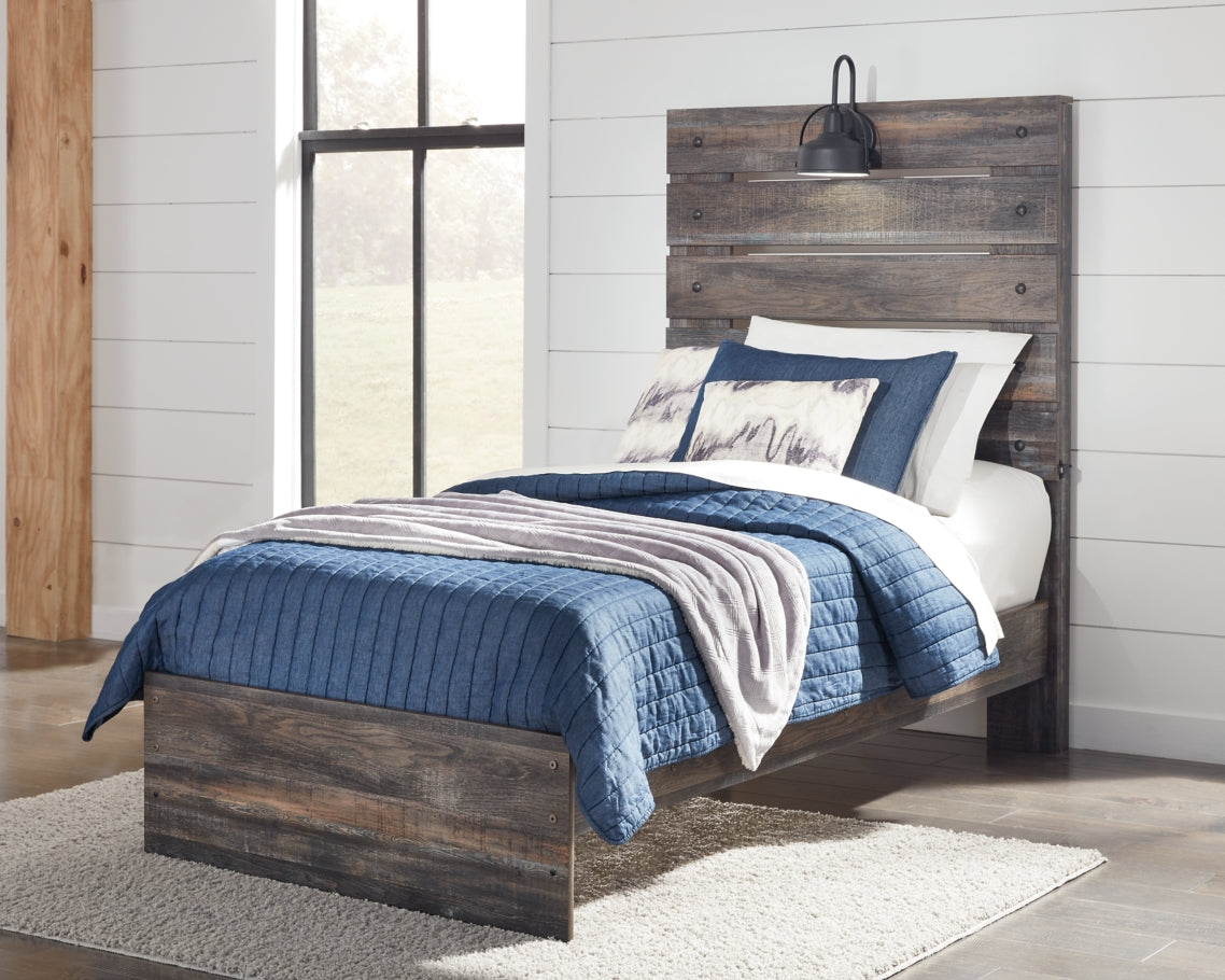 Drystan Queen Panel Bed