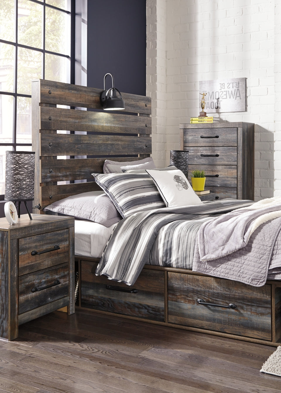 Drystan Queen Panel Bed with 4 Storage Drawers with Dresser