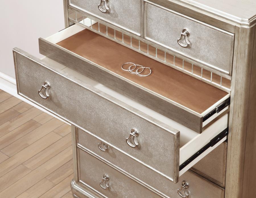 Bling Game Silver Chest