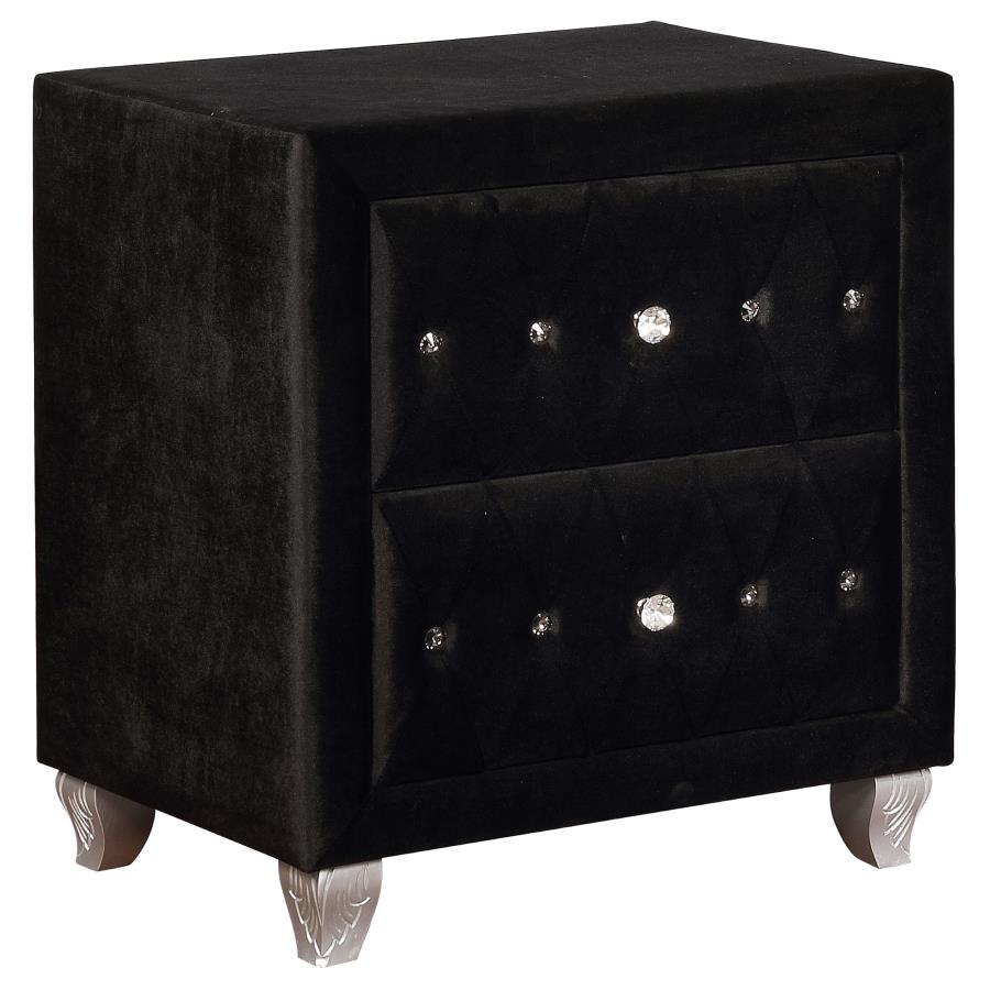 Deanna Black Eastern King Bed 4 Pc Set