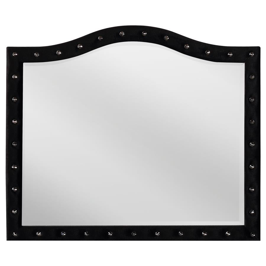Deanna Black Eastern King Bed 4 Pc Set