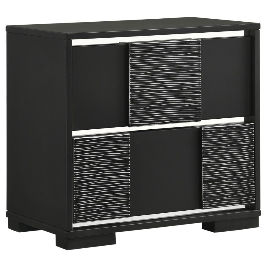 Blacktoft Black Eastern King Bed 4 Pc Set