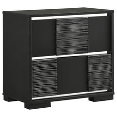 Blacktoft Black Eastern King Bed 4 Pc Set