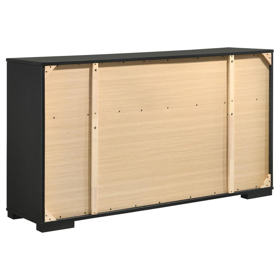 Blacktoft Black Eastern King Bed 4 Pc Set