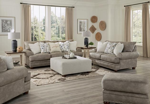 Briarcliff Loveseat