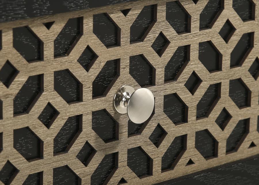 Valencia Brown Eastern King Bed 4 Pc Set