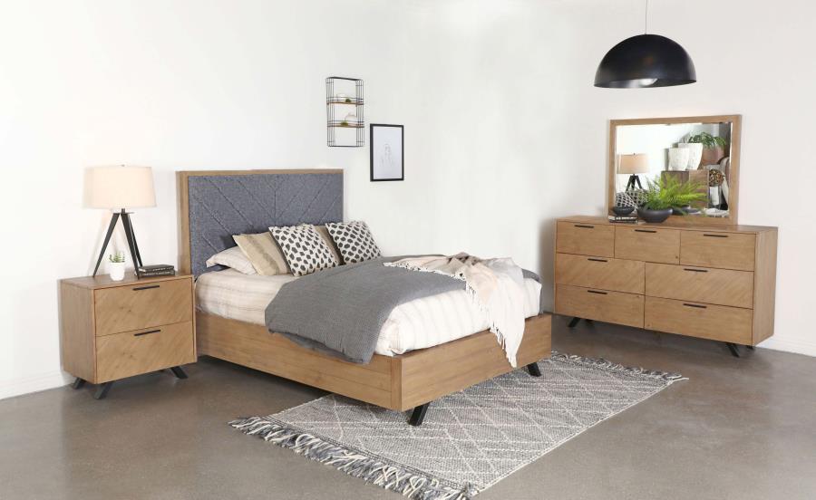 Taylor Brown Eastern King Bed 4 Pc Set