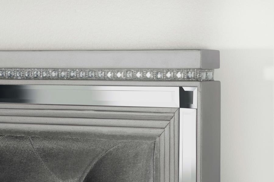 Eleanor Silver Queen Bed