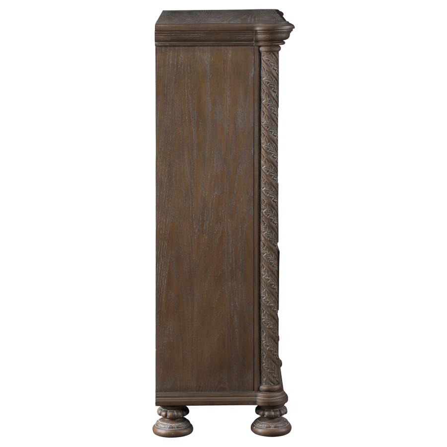 Emmett Brown Chest