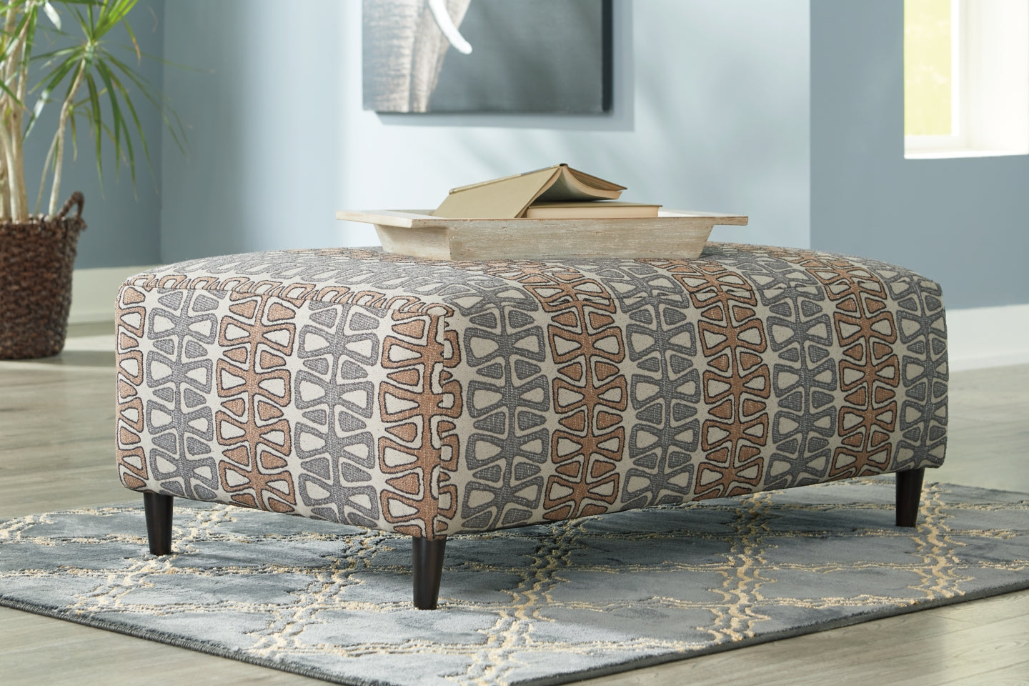 Flintshire 2-Piece Sectional with Ottoman - PKG001030
