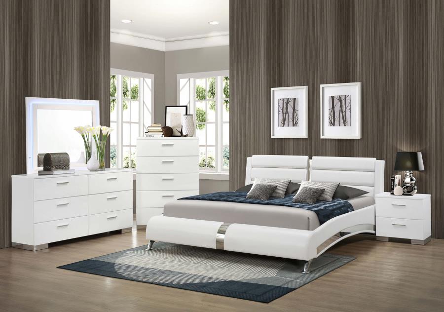 Jeremaine White Eastern King Bed 5 Pc Set