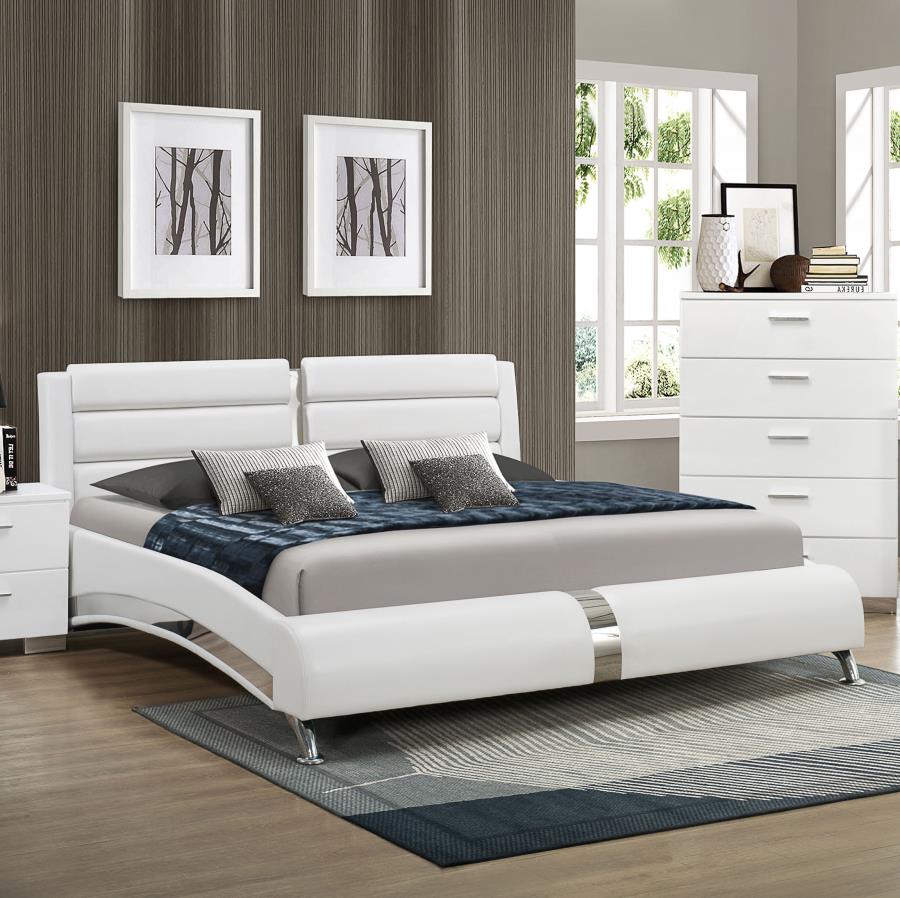 Jeremaine White Queen Bed