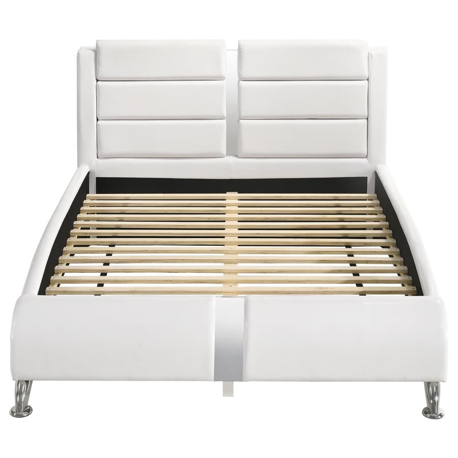 Jeremaine White Queen Bed