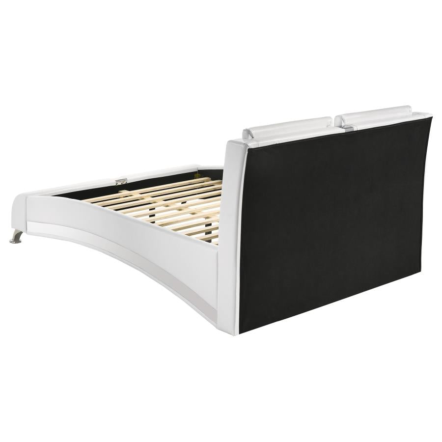Jeremaine White Queen Bed