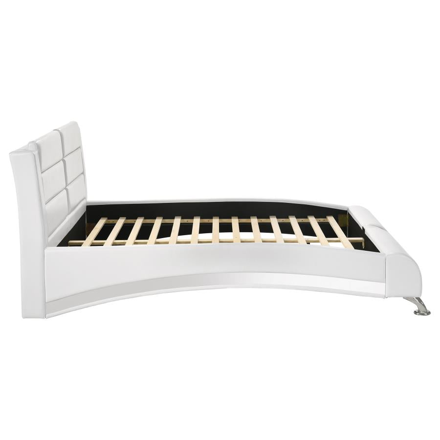 Jeremaine White Queen Bed