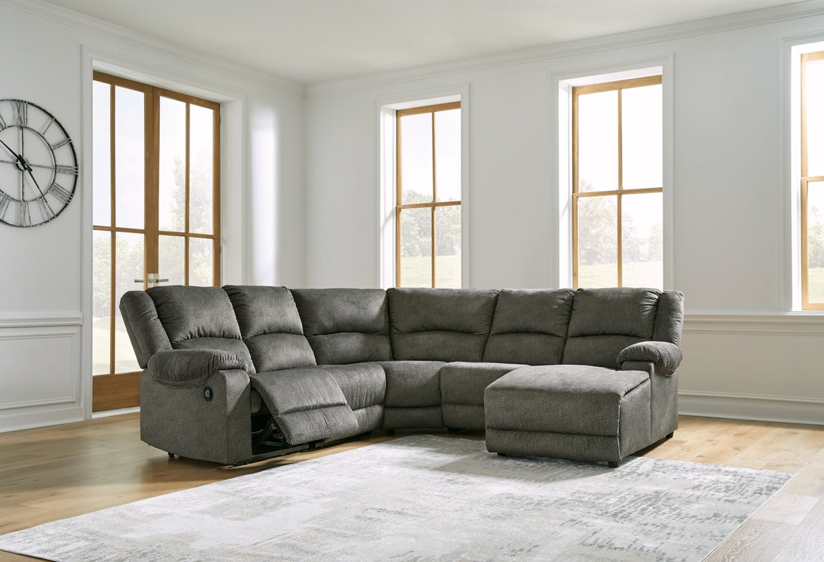 Benlocke 5-Piece Reclining Sectional with Chaise - 30402S10