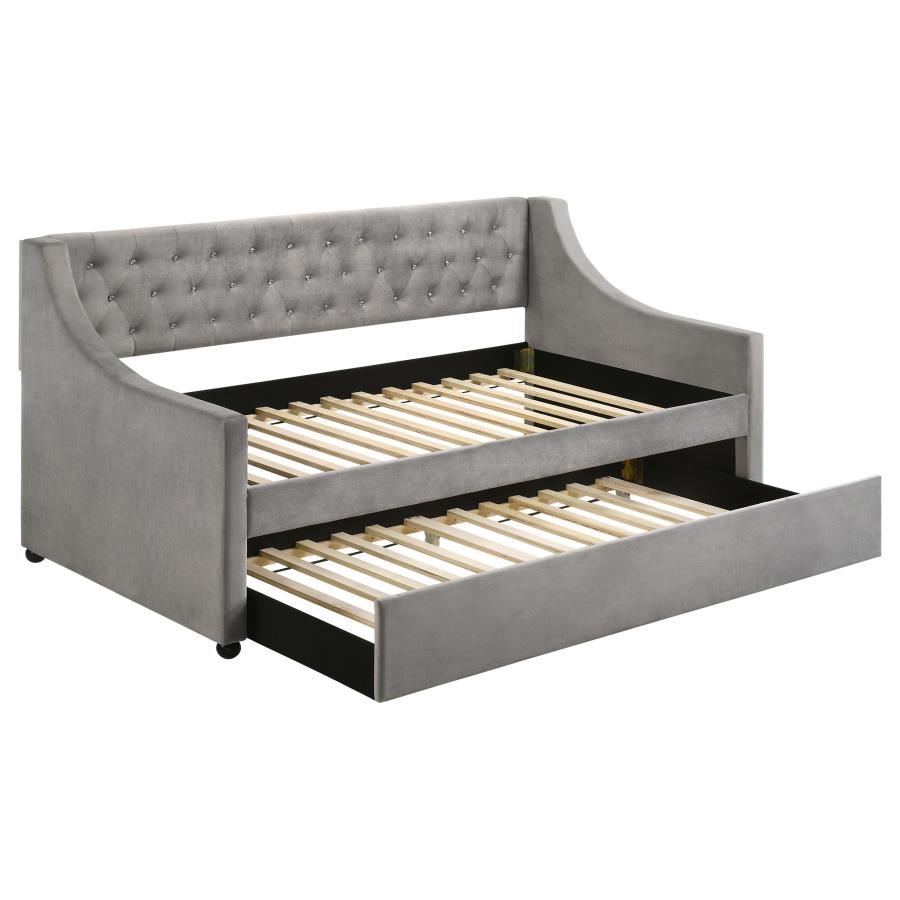 Chatsboro Grey Twin Daybed W/ Trundle