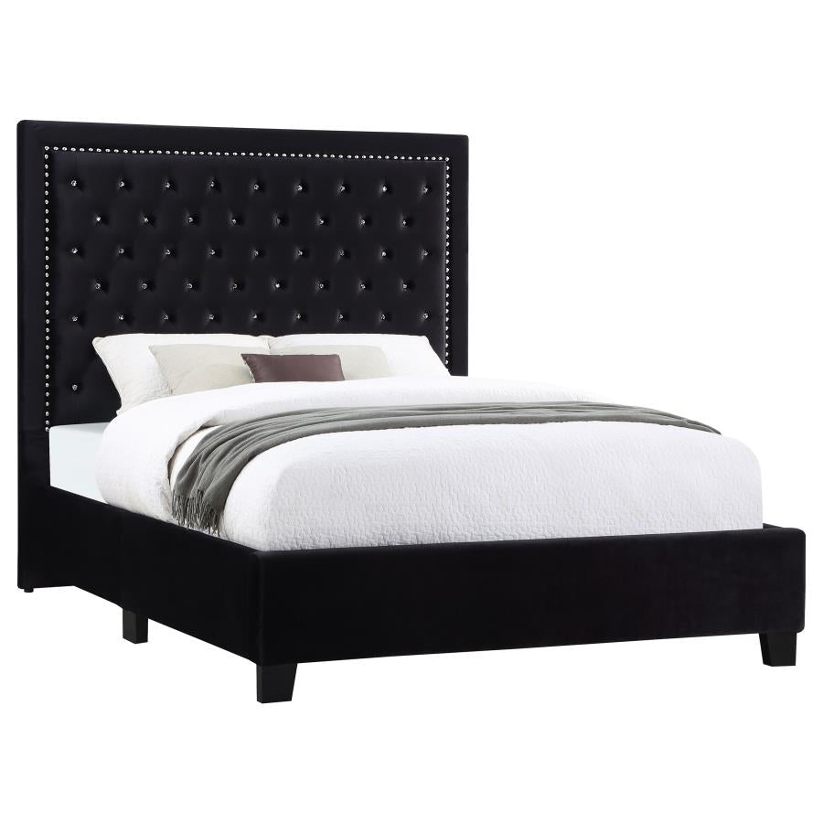 Hailey Black Eastern King Bed