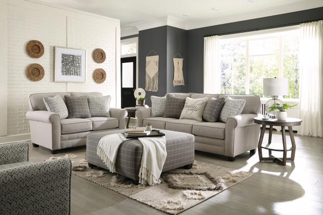 Lewiston Loveseat