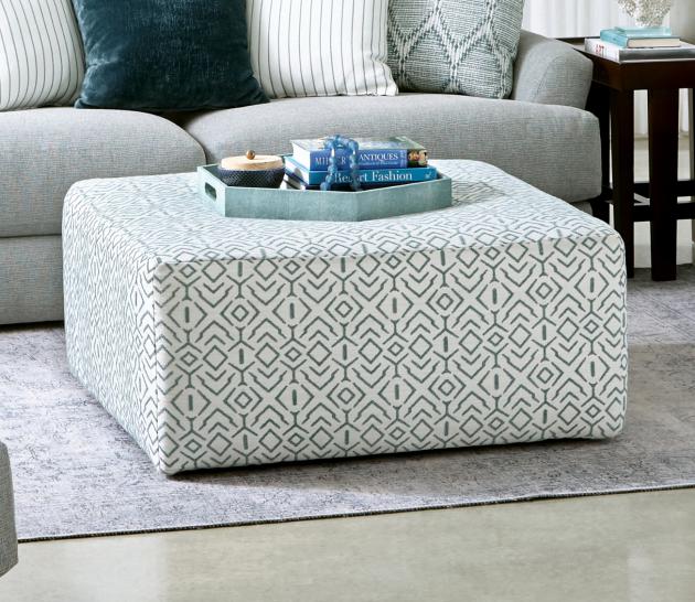 Howell Chair 1/2