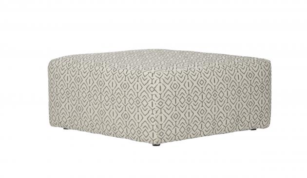 Howell Chair 1/2