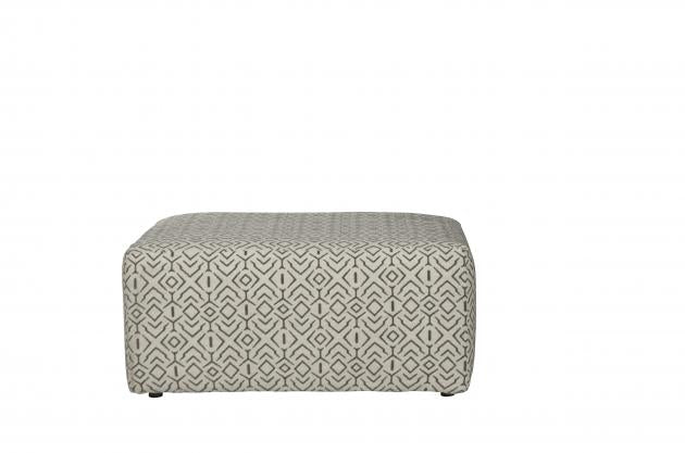 Howell Chair 1/2