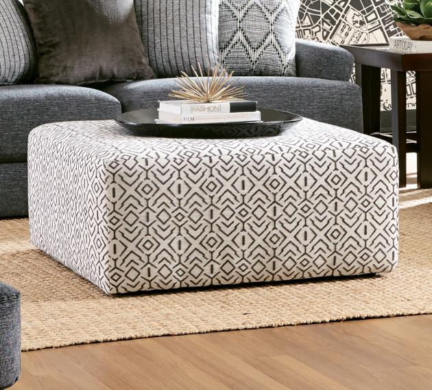 Howell Chair 1/2