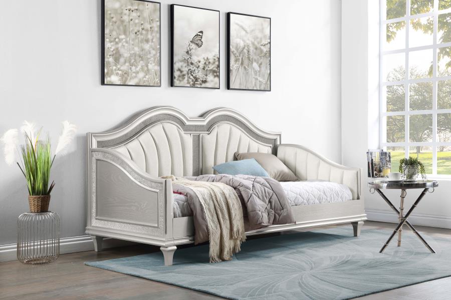 Evangeline Ivory Twin Daybed