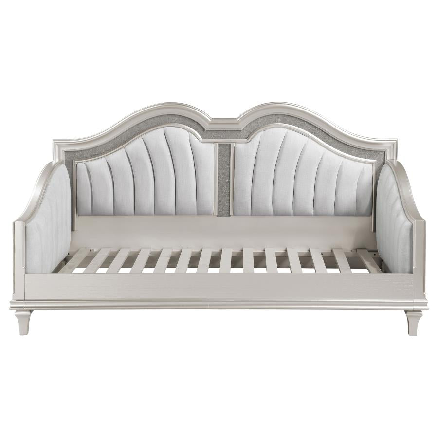 Evangeline Ivory Twin Daybed