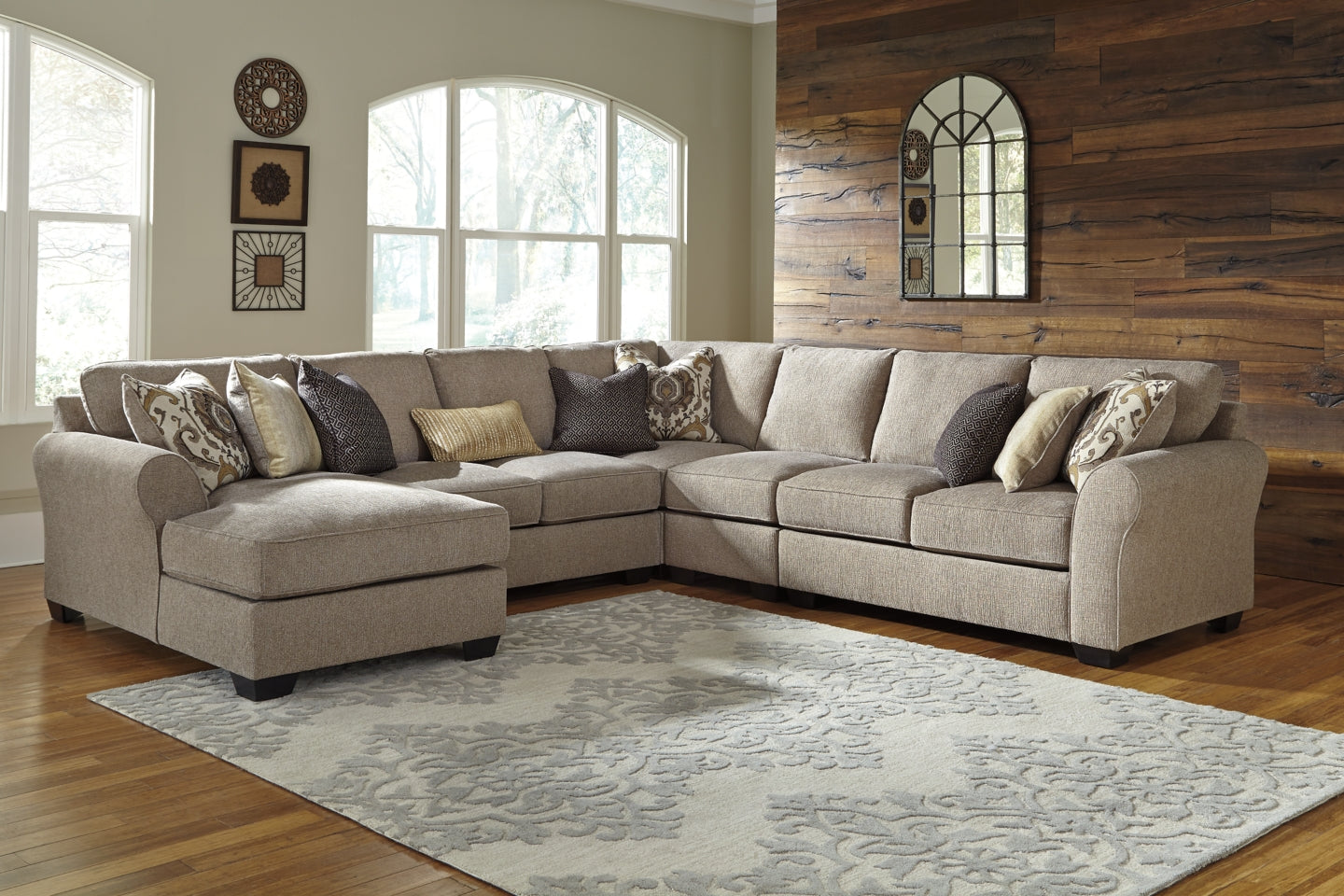 Pantomine 5-Piece Sectional with Ottoman - PKG010941