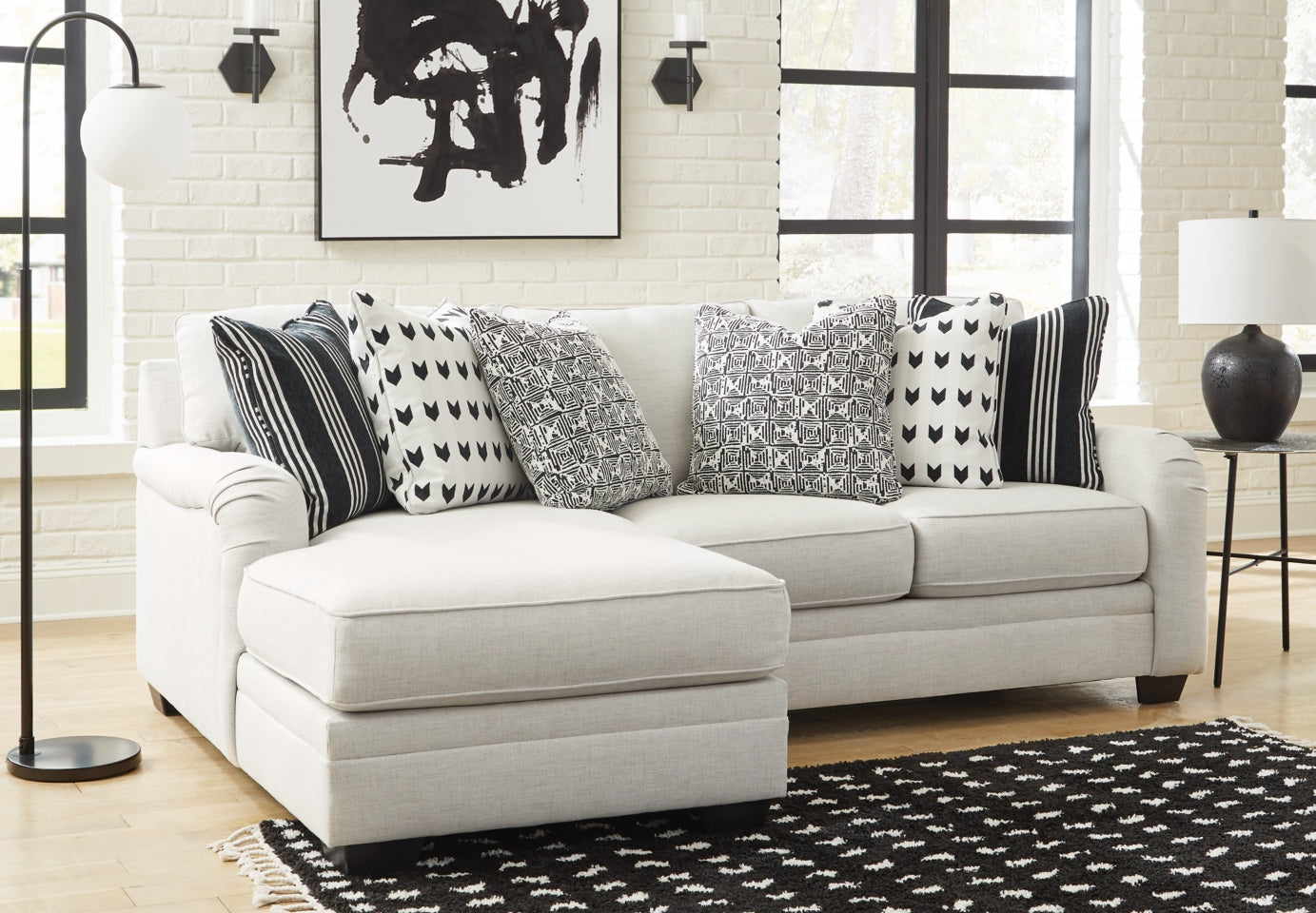 Huntsworth 2-Piece Sectional with Chaise - 39702S1