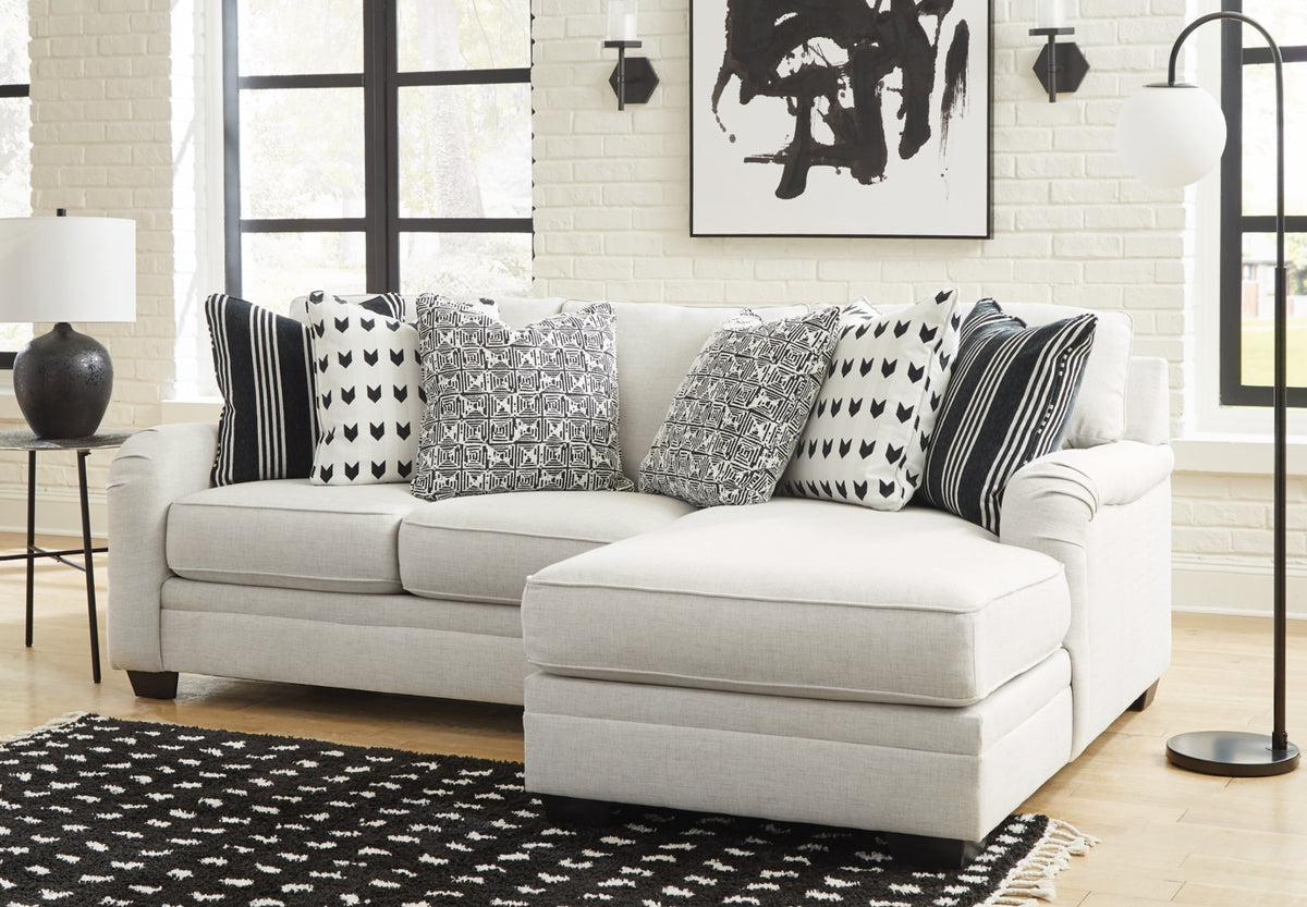 Huntsworth 2-Piece Sectional with Chaise - 39702S2