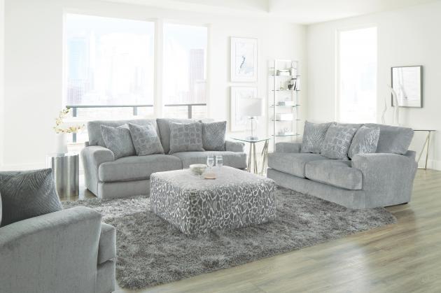 Lamar Sofa (90")