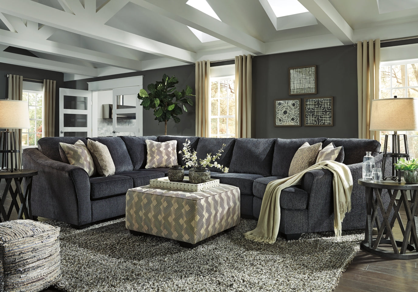 Eltmann 3-Piece Sectional with Ottoman - PKG001278