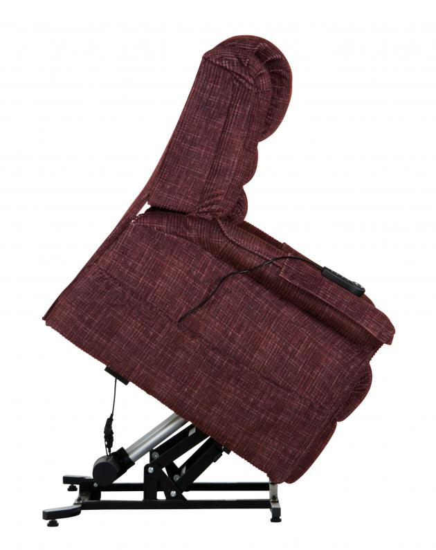 Soother Power Lift Full Lay-Out Recliner w/Heat & Massage