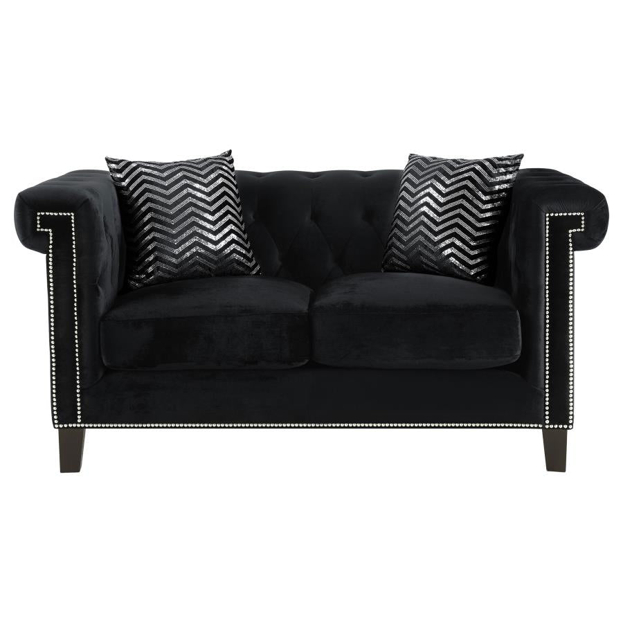 Reventlow Black Loveseat
