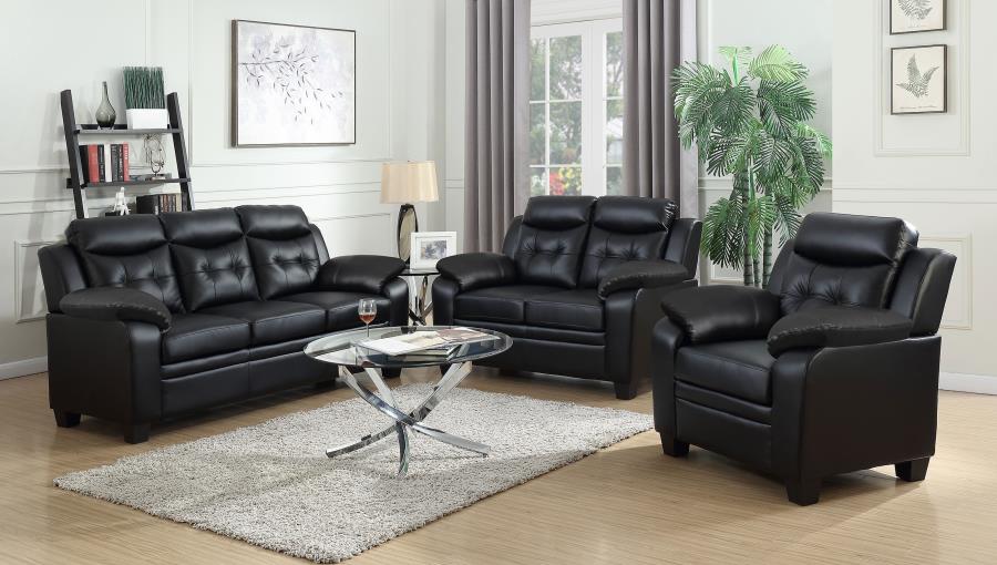 Finley Black Loveseat
