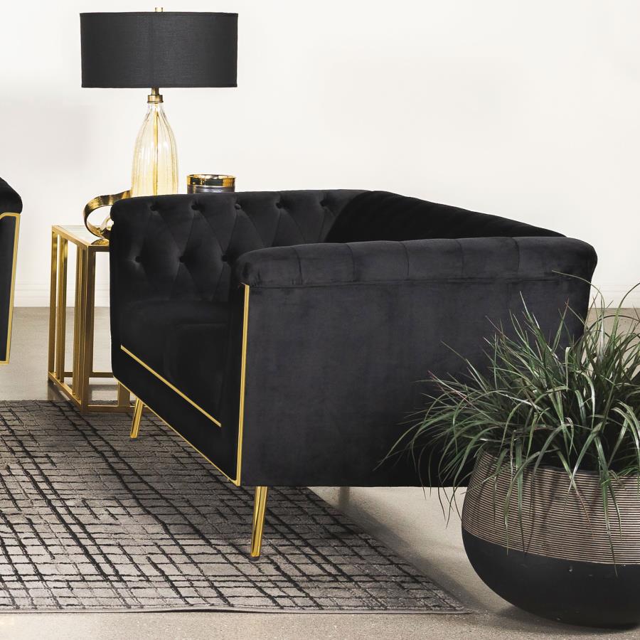 Holly Black Loveseat