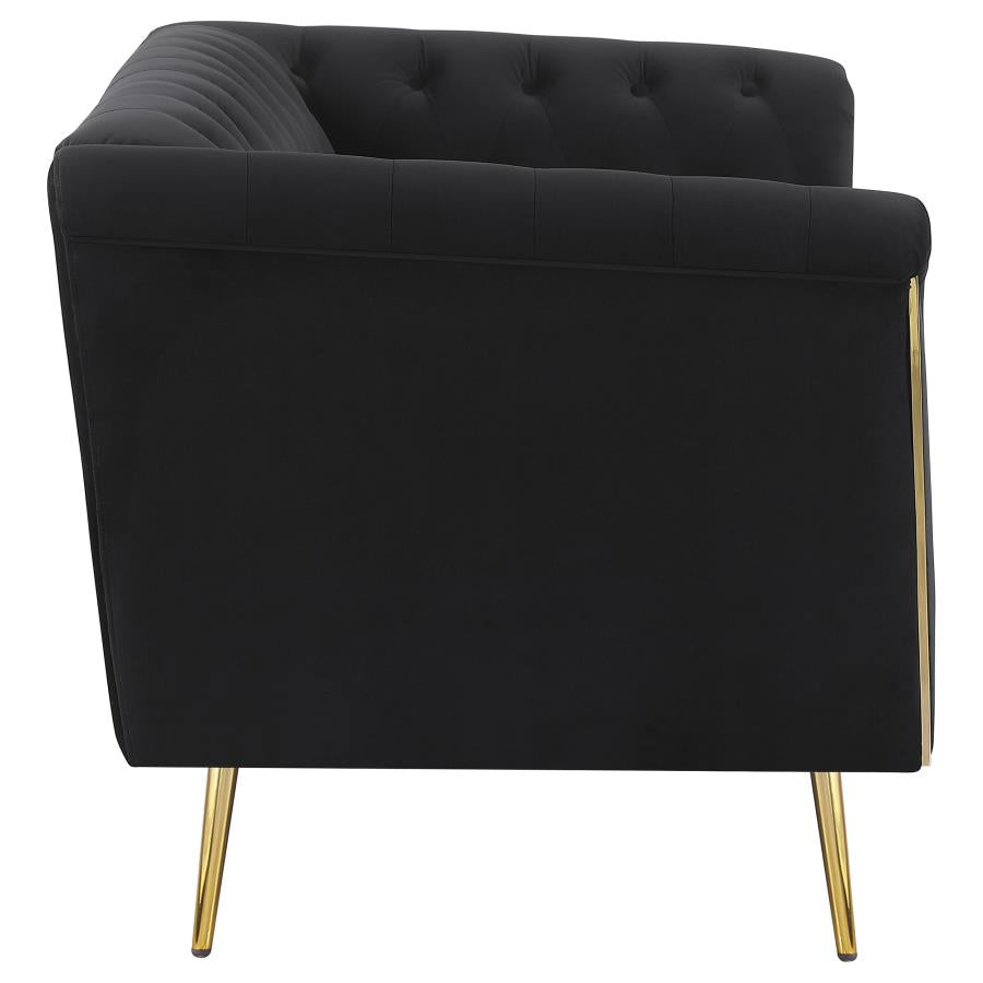 Holly Black Loveseat