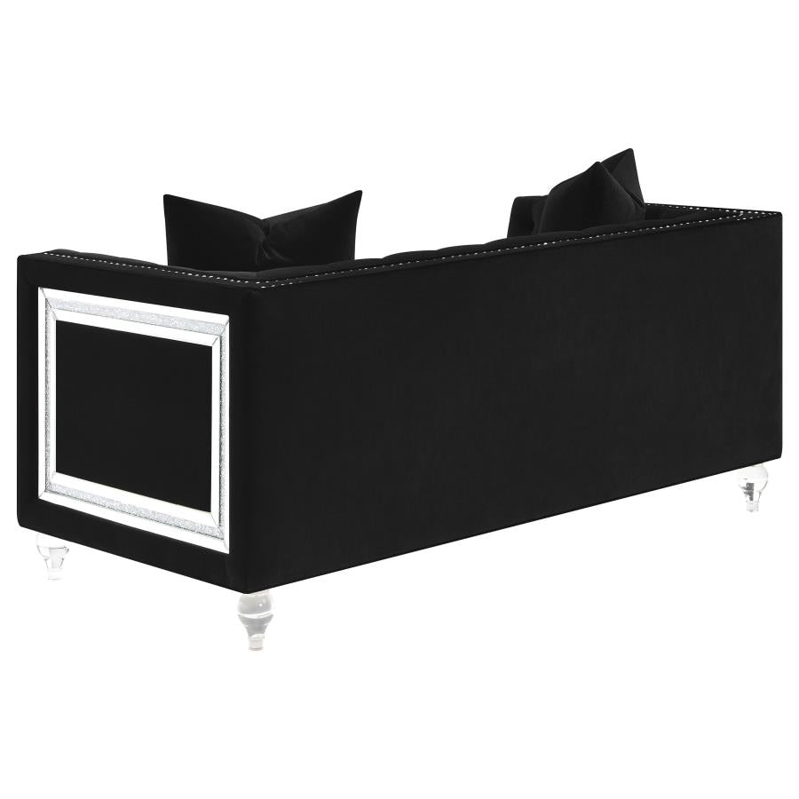 Delilah Black Loveseat