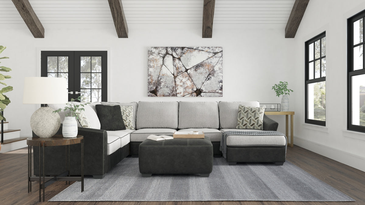 Bilgray 3-Piece Sectional with Ottoman - PKG008951