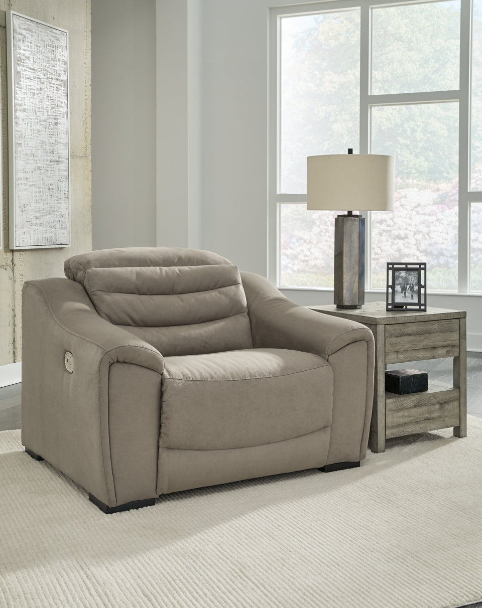 Next-Gen Gaucho 3-Piece Sectional with Recliner