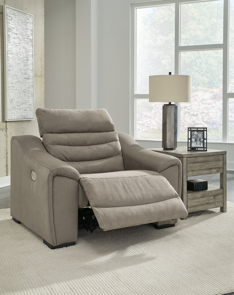 Next-Gen Gaucho 3-Piece Sectional with Recliner